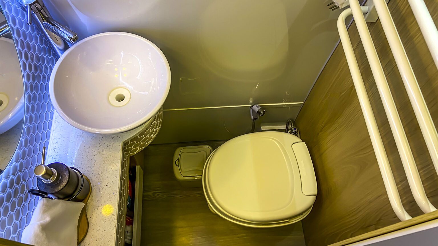 EDITADAS CHOICE_0000s_0000_74da43014b3243d6b565e4fb2571b120