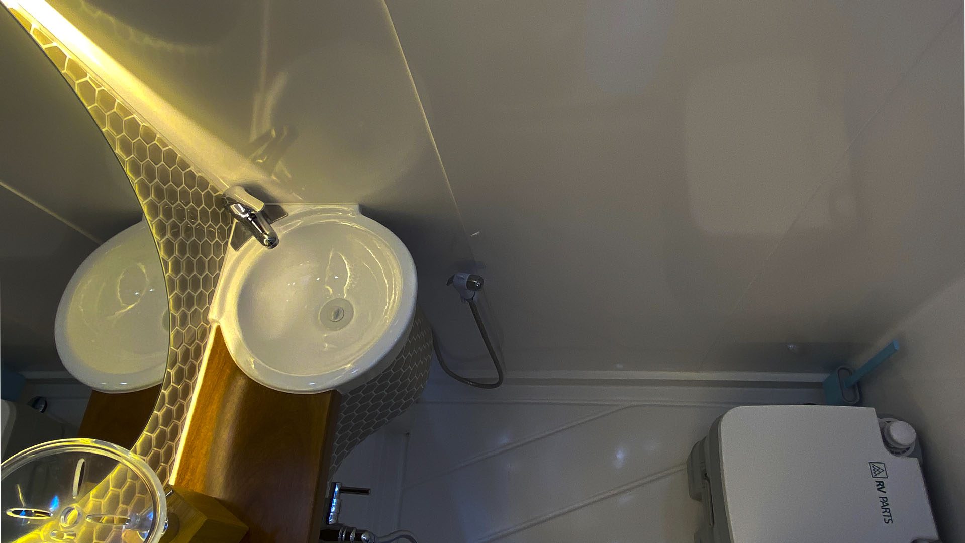 EDITADAS CHOICE_0000s_0001_e1f509bef71045b9ad46c33f021231ca