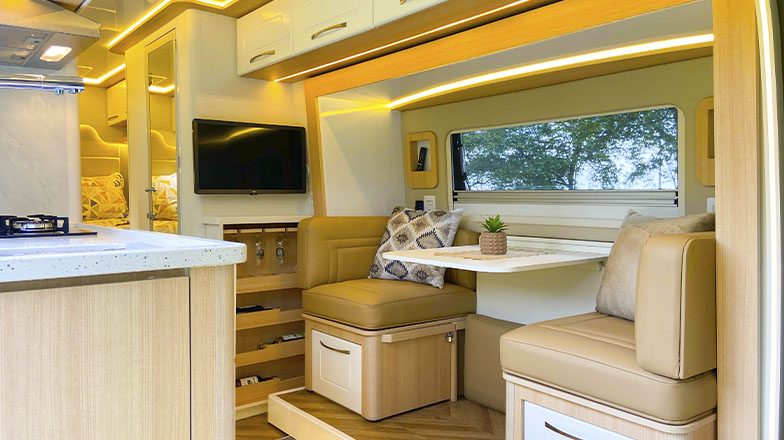 Sem Título-1_0000s_0001s_0017_PHOTO-2024-03-28-17-33-01(1)