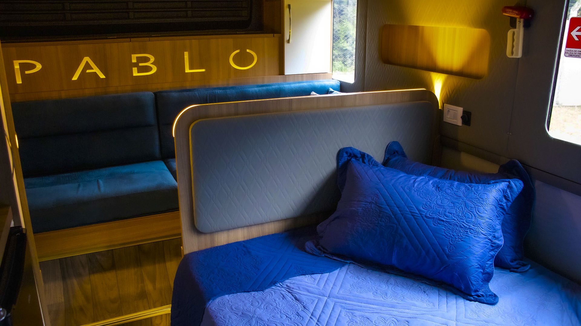 editadas Highway_0000s_0002_9572ba99afb64a94b6833f2fc4817f27