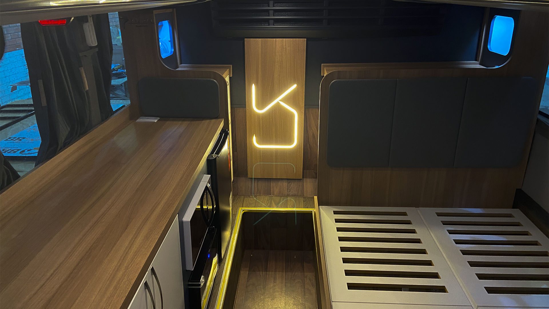 editadas Highway_0000s_0004_9c06dfba089f45b9b8f4dbadb2397610