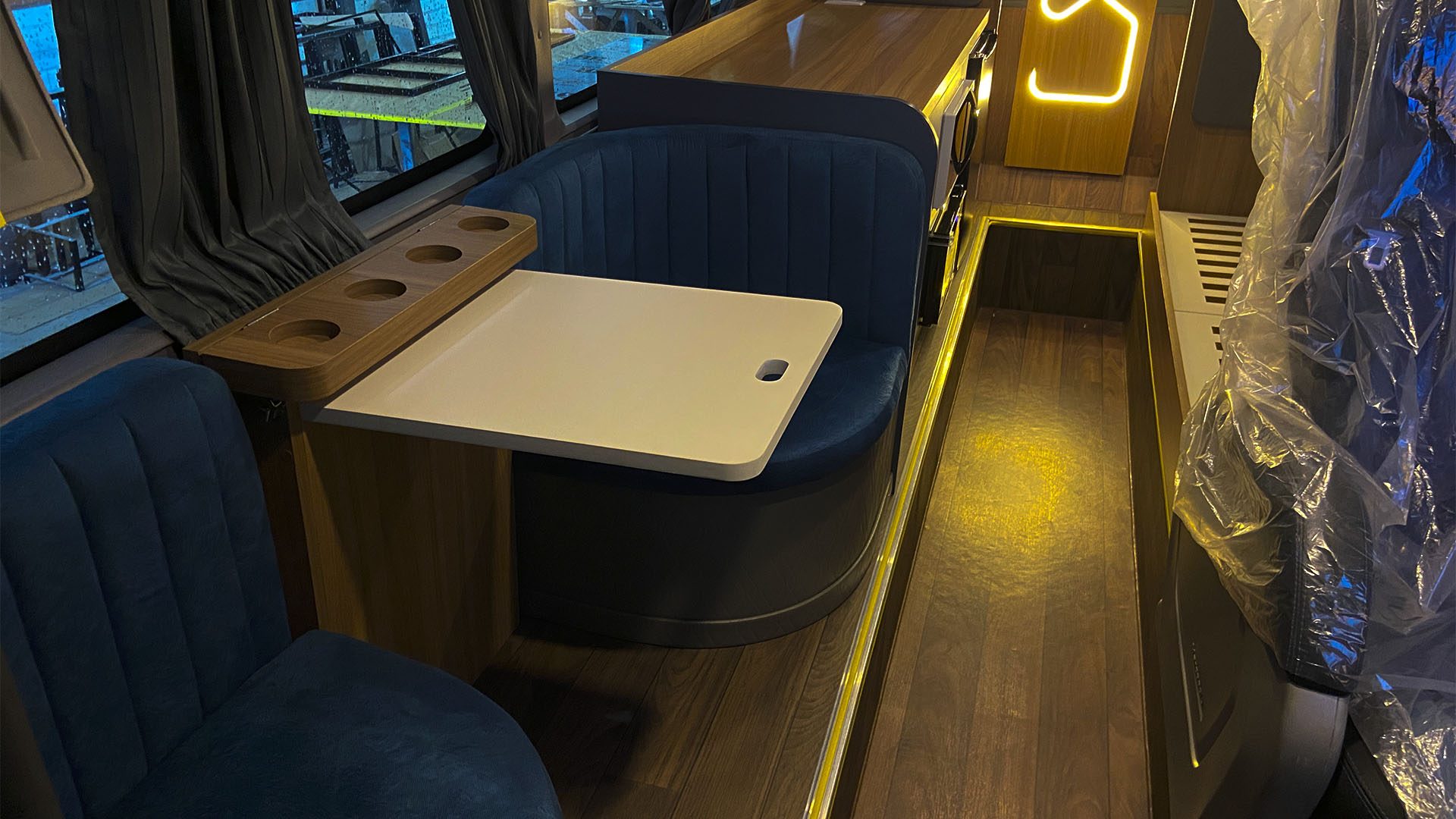 editadas Highway_0000s_0007_2dc46e3b38874f91b46e60a432b32423