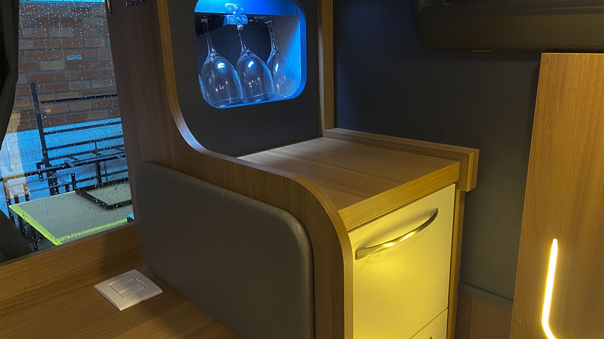 editadas Highway_0000s_0011_de046ea3dedc44619d8cd21253ddf662