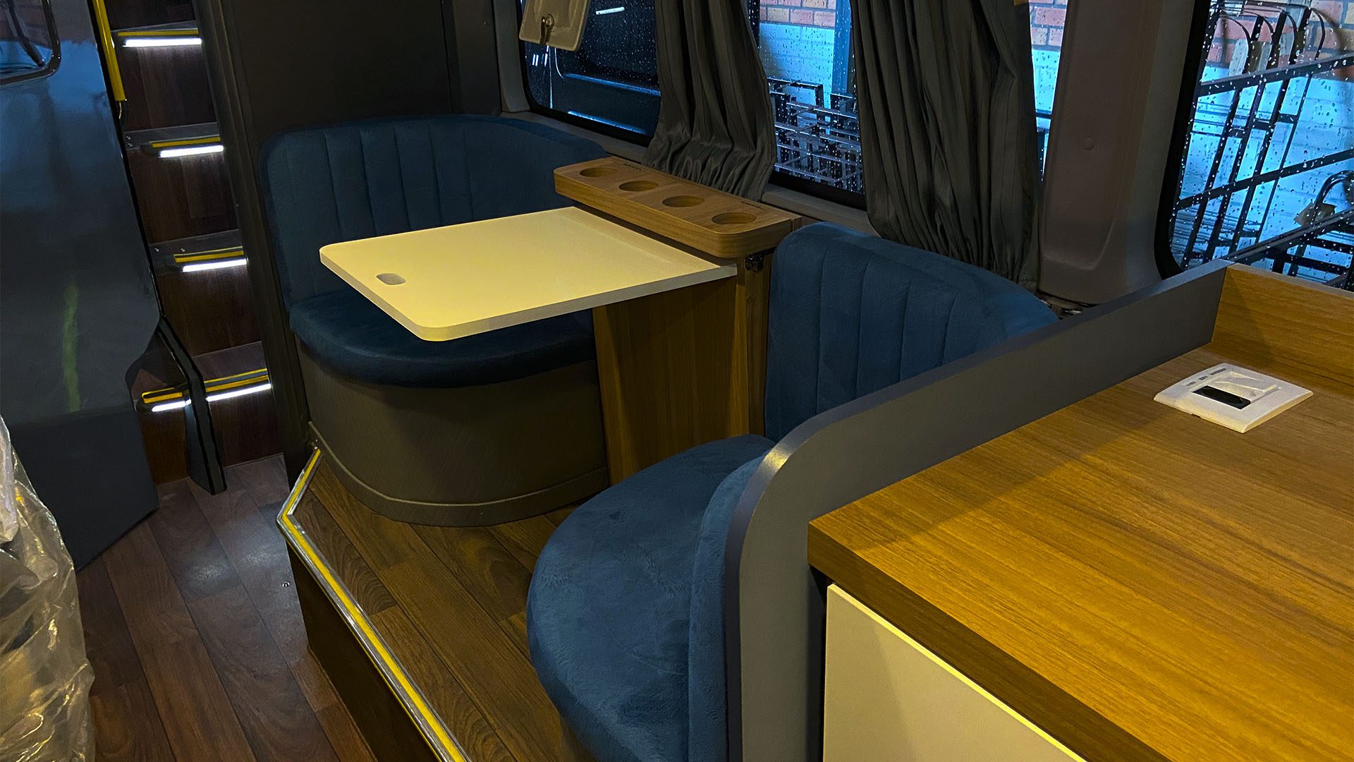 editadas Highway_0000s_0017_71953d5e92214ccfa654e1697d50df0c